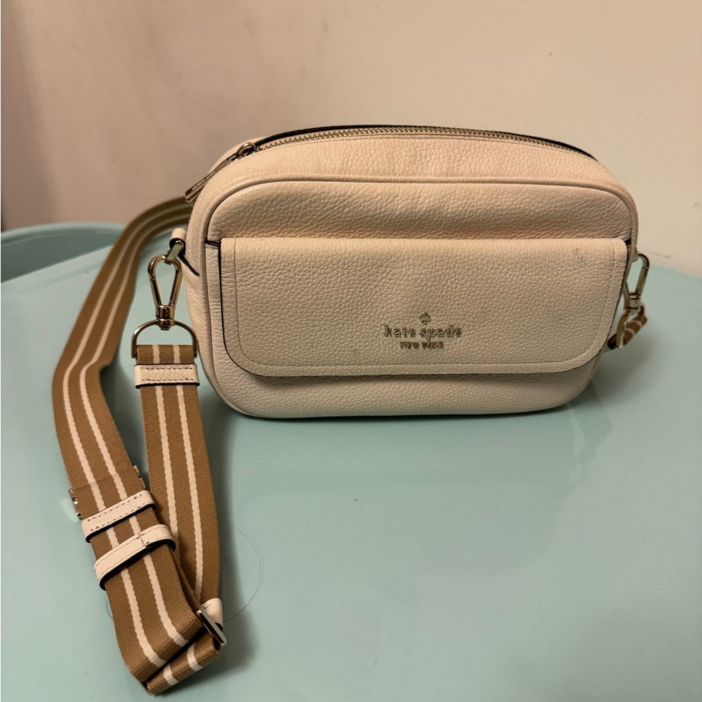 Kate Spade Cream and Brown Crossbody Bag with Structured Design